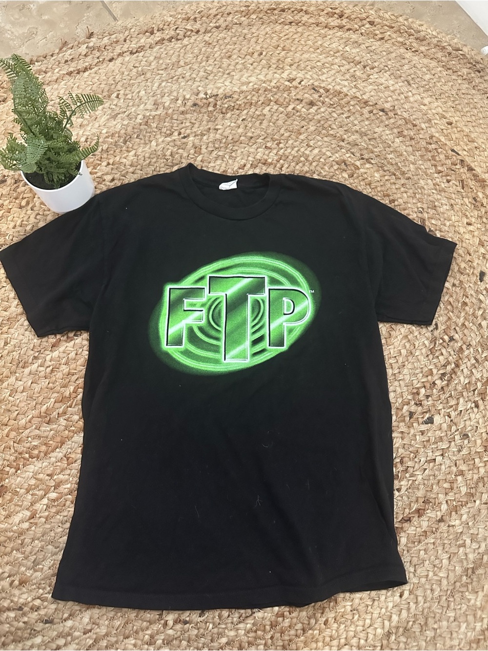 FTP GRAPHIC TEE